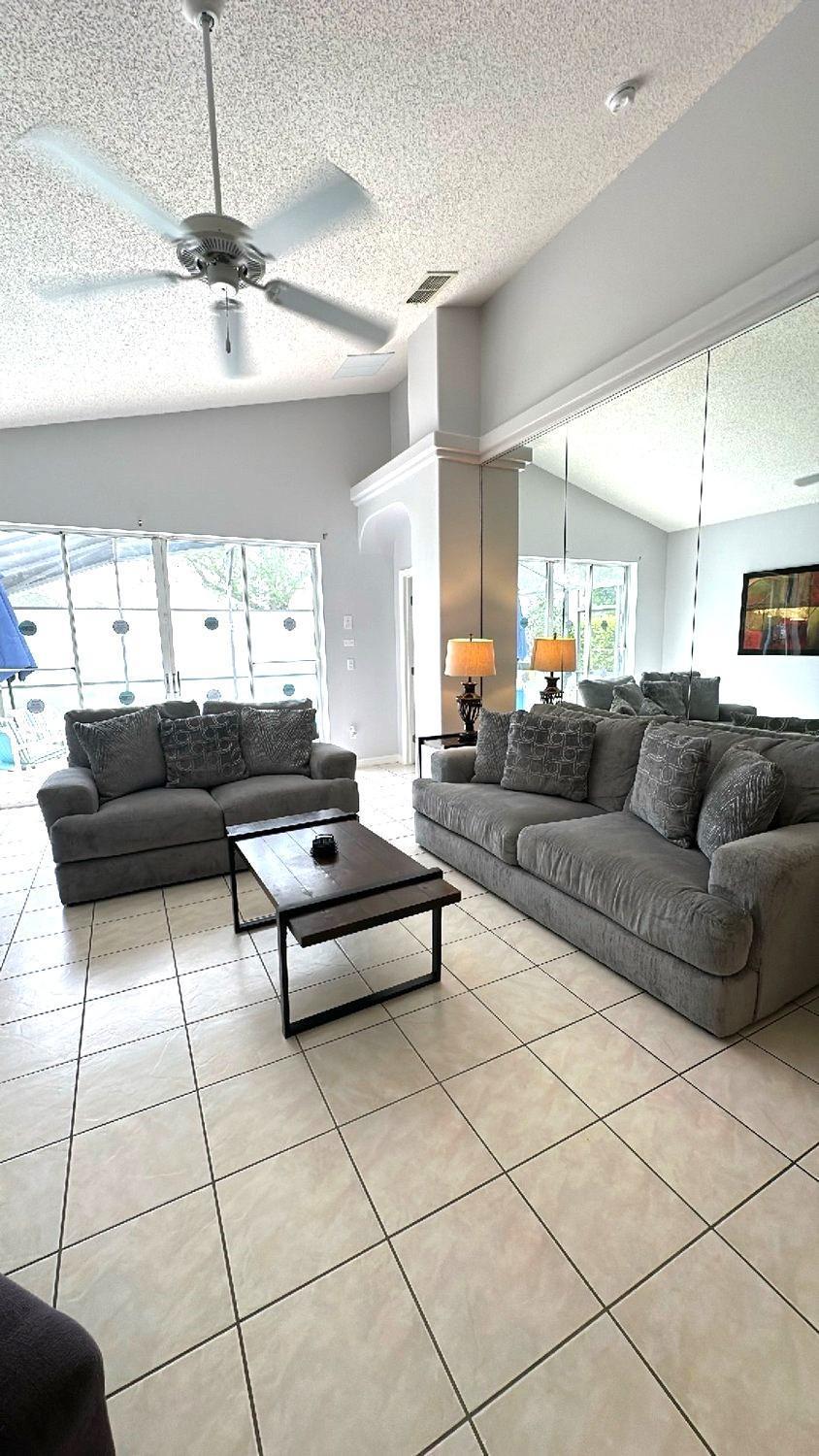 2025 Vacation Savings Secure Your Spot Today Orlando Exterior photo